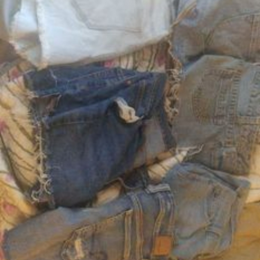 5 pair of name brand size 8 shorts